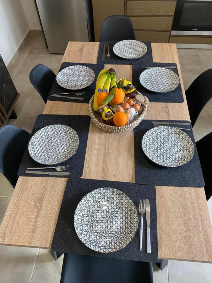 Olive Hill Apartment Karpofora Eksteriør billede