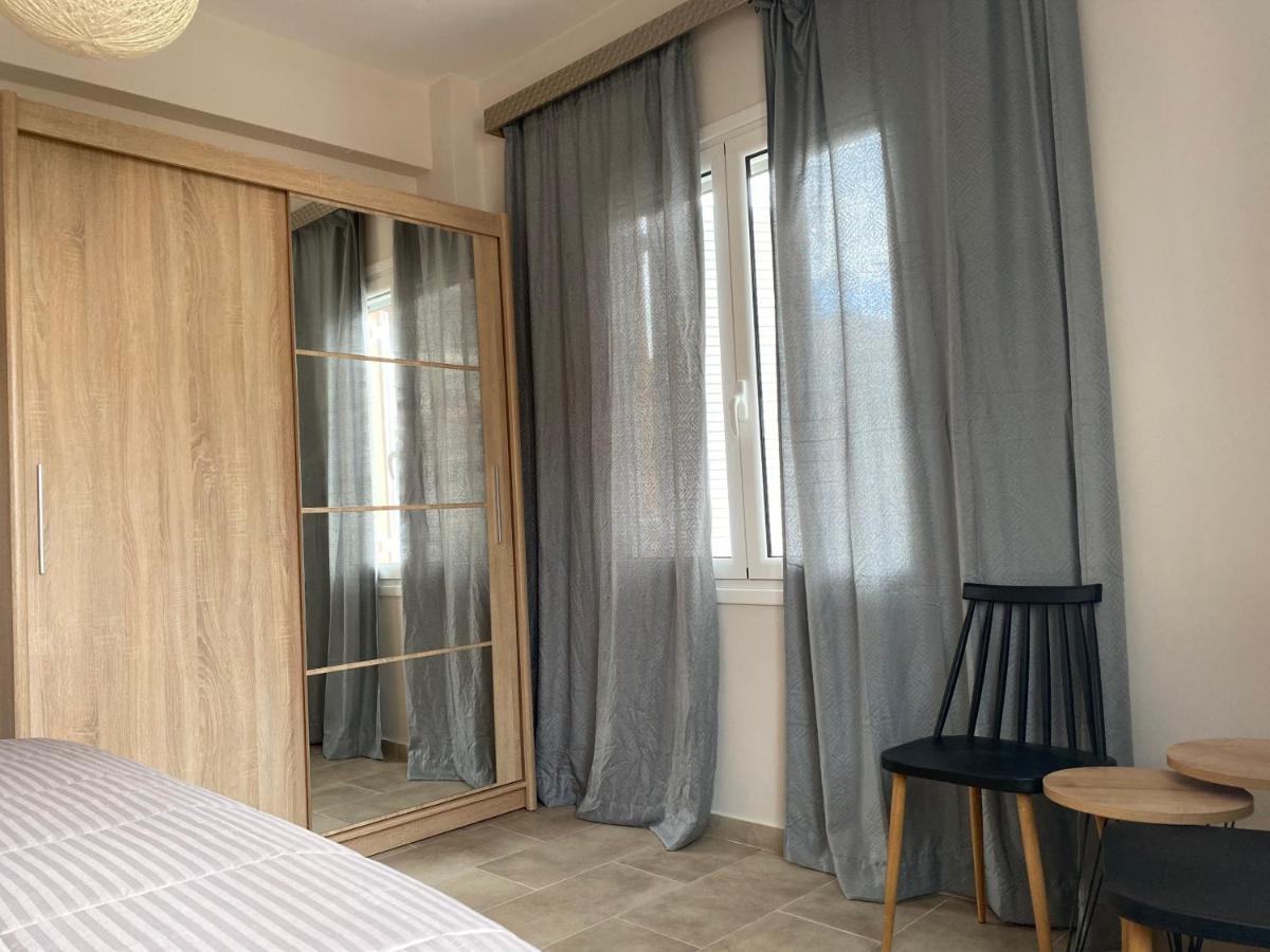 Olive Hill Apartment Karpofora Eksteriør billede