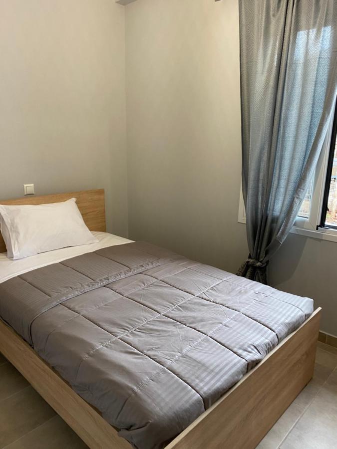 Olive Hill Apartment Karpofora Eksteriør billede